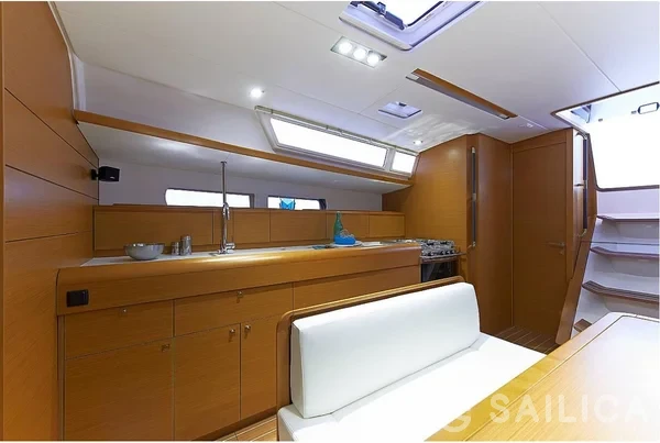Sun Odyssey 479 - Yacht Charter Sailica