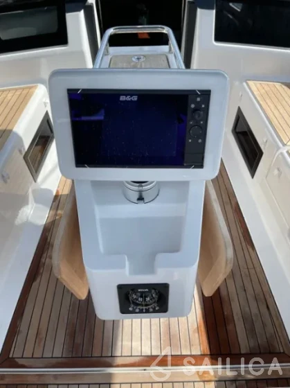 Hanse 388 - Yacht Charter Sailica