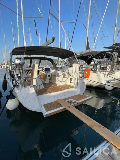 Hanse 388 - Yacht Charter Sailica