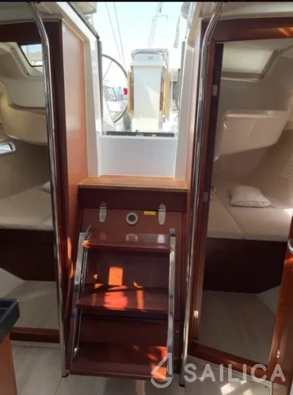 Hanse 388 - Yacht Charter Sailica