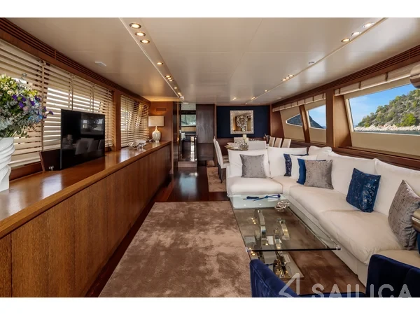 Canados 86 - Yacht Charter Sailica