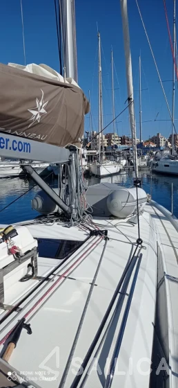 Sun Odyssey 410 - Yacht Charter Sailica