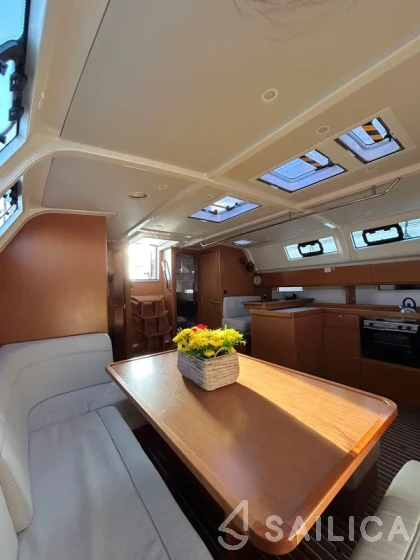 Bavaria 51 Cruiser - Yacht Charter Sailica