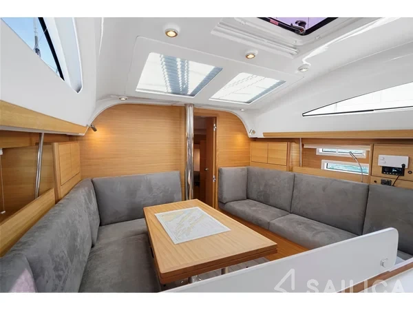 Elan Impression 40.1 - Yacht Charter Sailica