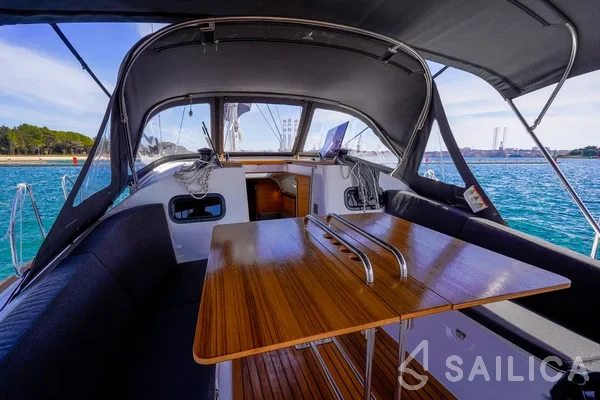Elan Impression 40.1 - Yacht Charter Sailica