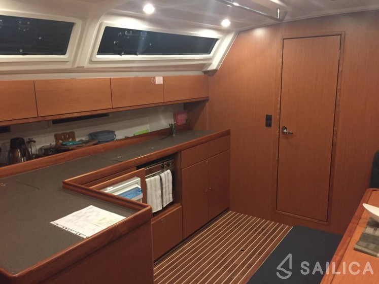Bavaria 46 Cruiser - Yacht Charter Sailica