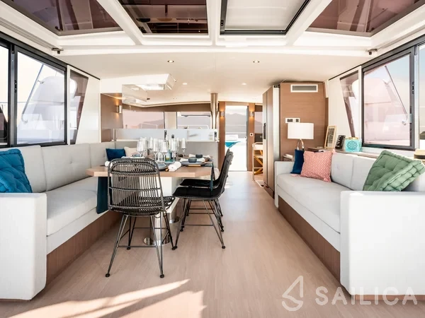 Bali 4.6 - Yacht Charter Sailica