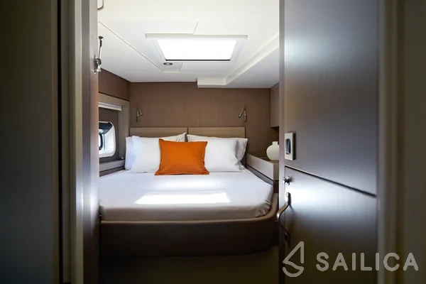 Bali 4.6 - Yacht Charter Sailica