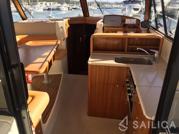 Adriana 44 - Yacht Charter Sailica