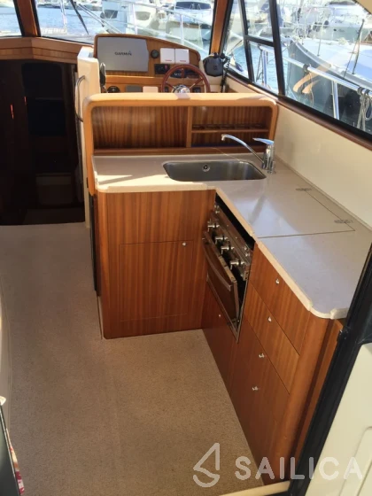 Adriana 44 - Yacht Charter Sailica