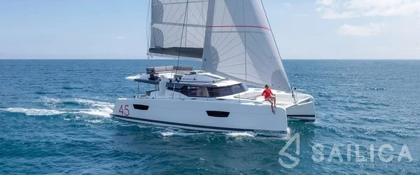 Elba 45 - Yacht Charter Sailica