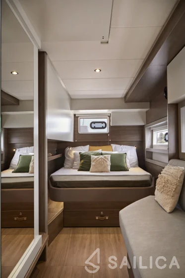 Bali 4.4 - Yacht Charter Sailica