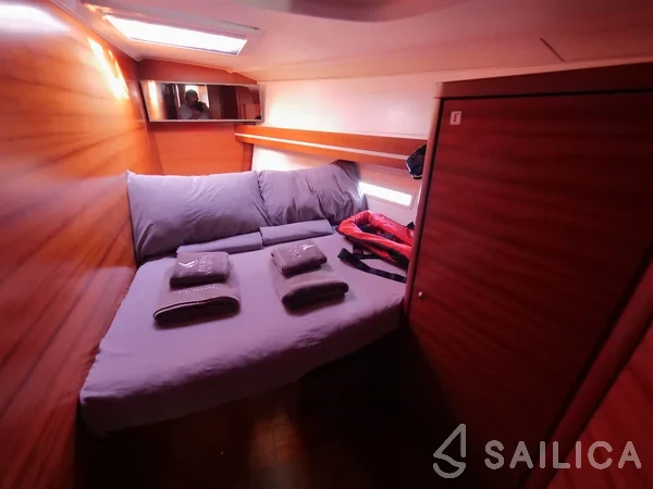 Dufour 445 GL - Yacht Charter Sailica
