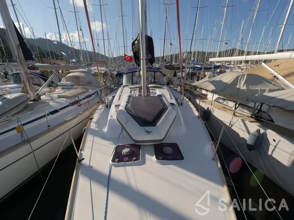 Dufour 445 GL - Yacht Charter Sailica