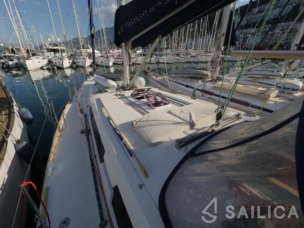Dufour 445 GL - Yacht Charter Sailica