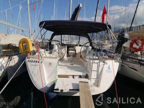 Dufour 445 GL - Yacht Charter Sailica