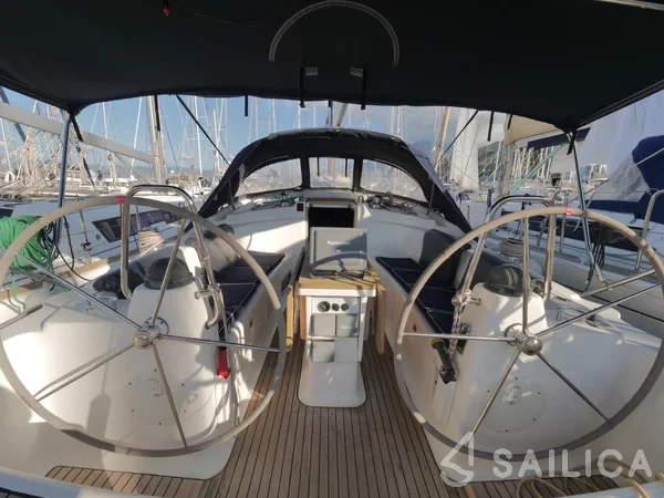 Bavaria 42 - Yacht Charter Sailica