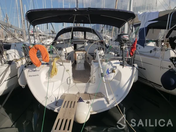 Bavaria 42 - Yacht Charter Sailica