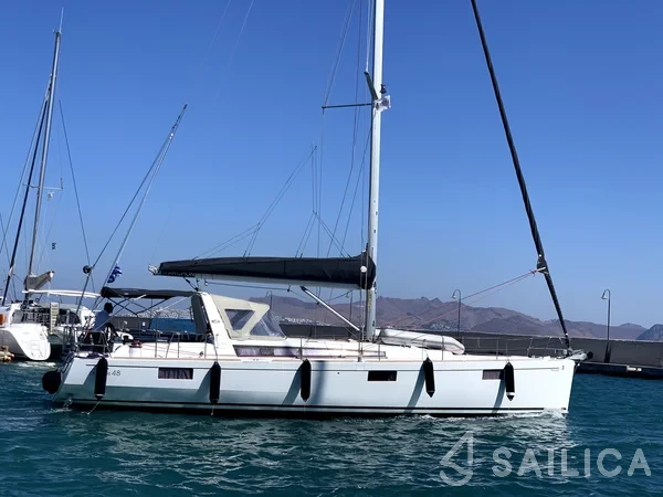 Oceanis 48 - Yacht Charter Sailica
