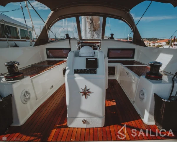 Sun Odyssey 440 - Yacht Charter Sailica