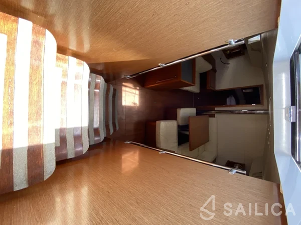 Oceanis 45 - Yacht Charter Sailica
