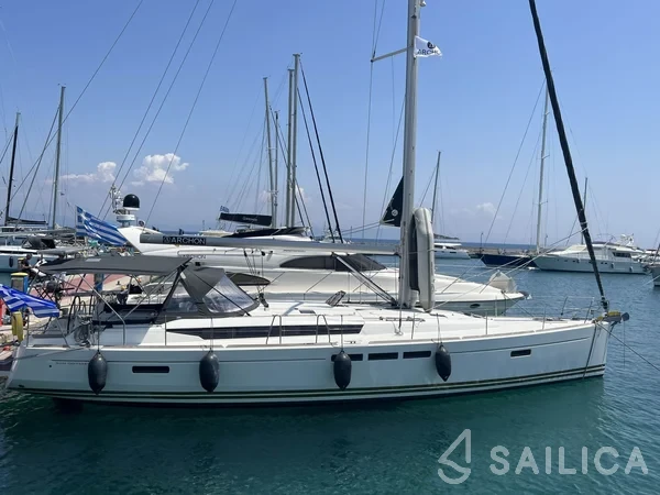 Sun Odyssey 509 - Yacht Charter Sailica
