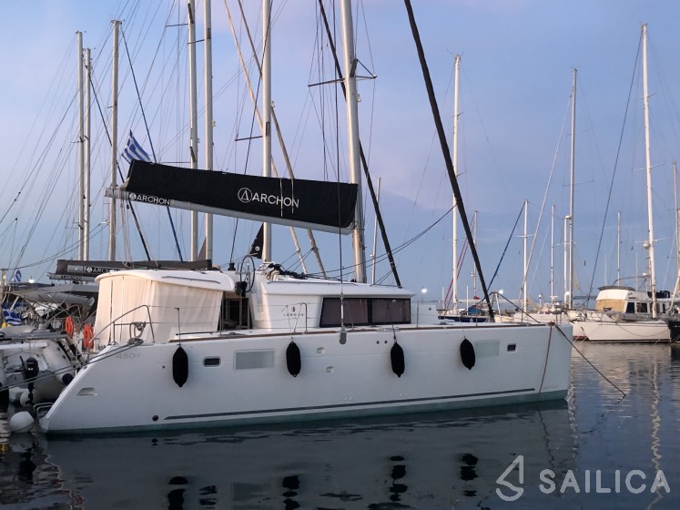Lagoon 450  Flybridge - Yacht Charter Sailica