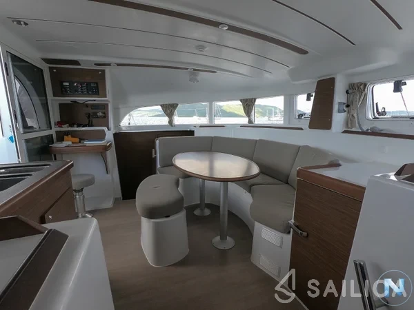 Lagoon 380 S2 - Yacht Charter Sailica