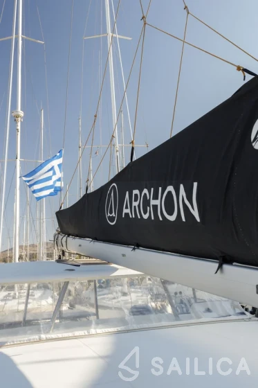 Lagoon 380 S2 - Yacht Charter Sailica