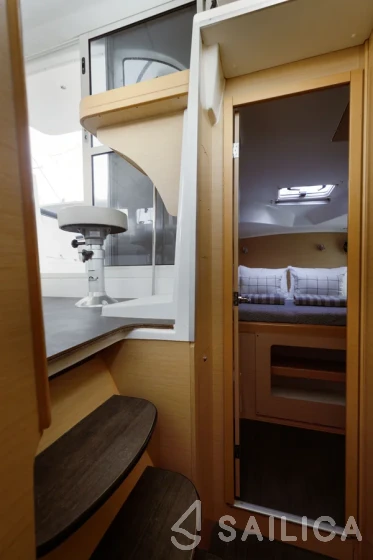 Lagoon 380 S2 - Yacht Charter Sailica