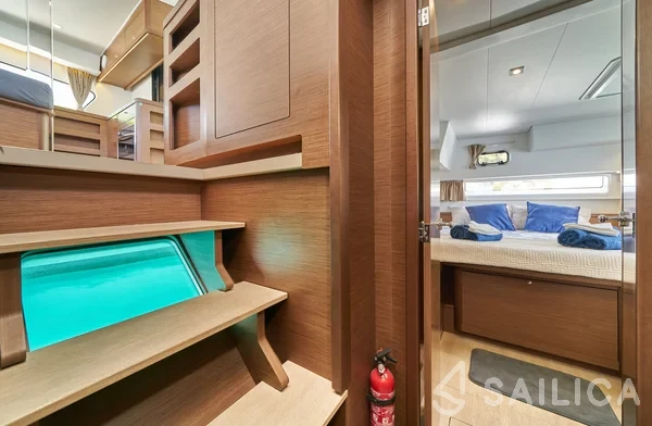 Lagoon 42 - Yacht Charter Sailica