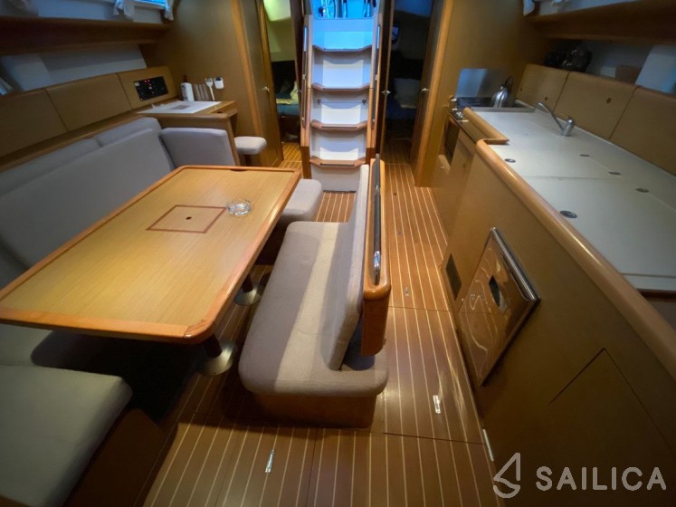 Sun Odyssey 44i - Yacht Charter Sailica