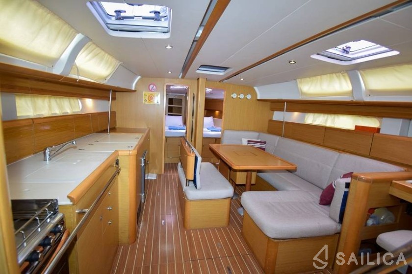 Sun Odyssey 44i - Yacht Charter Sailica