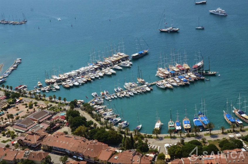 Sun Odyssey 44i - Yacht Charter Sailica