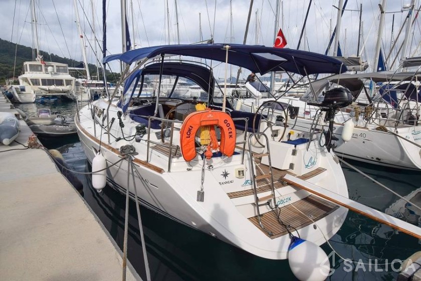Sun Odyssey 44i - Yacht Charter Sailica