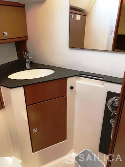 Bavaria 46 Cruiser - Yacht Charter Sailica