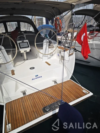 Bavaria 37 Cruiser - Yacht Charter Sailica