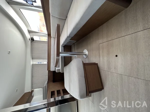 Lagoon 42 - Yacht Charter Sailica