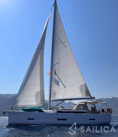 Dufour 430 - Yacht Charter Sailica