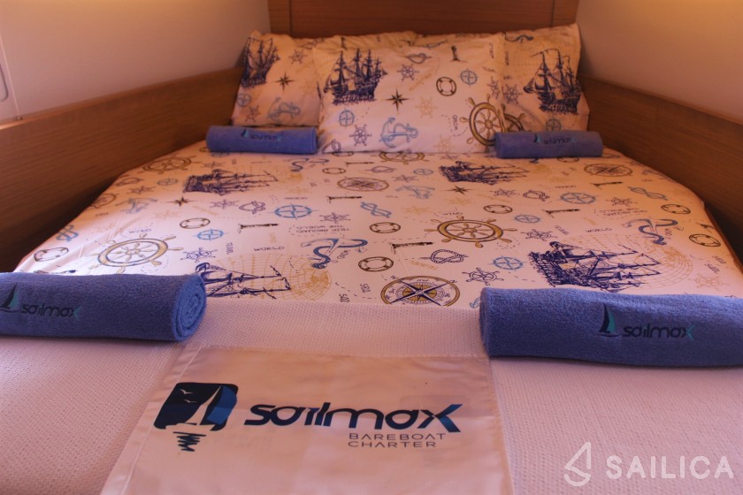 Dufour 430 - Yacht Charter Sailica