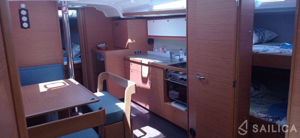 Dufour 430 - Yacht Charter Sailica