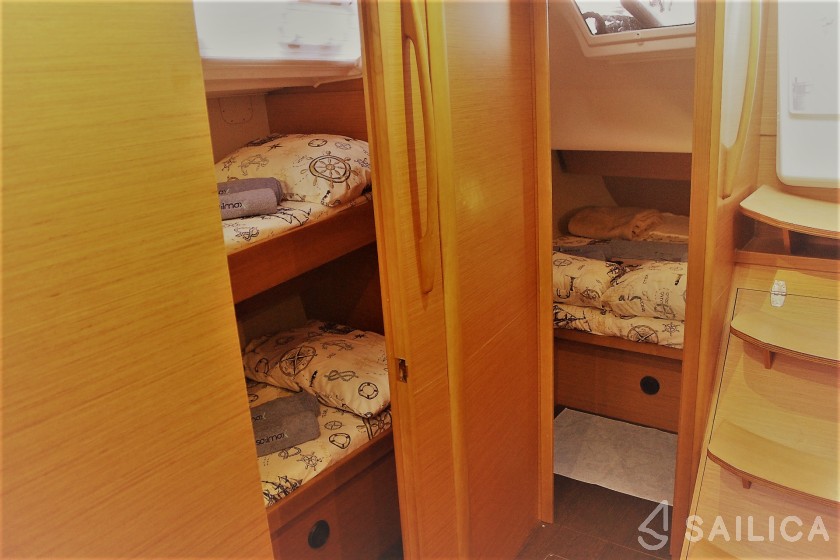 Dufour 430 - Yacht Charter Sailica