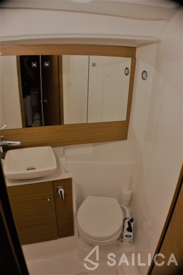 Dufour 430 - Yacht Charter Sailica