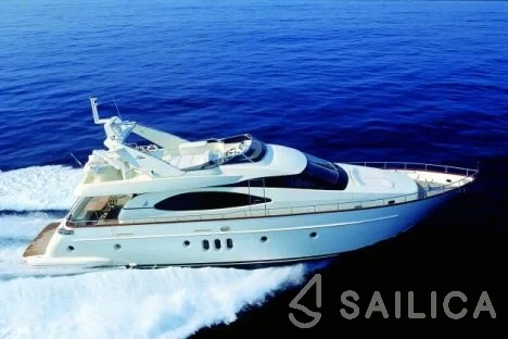 Azimut 74 - Yacht Charter Sailica