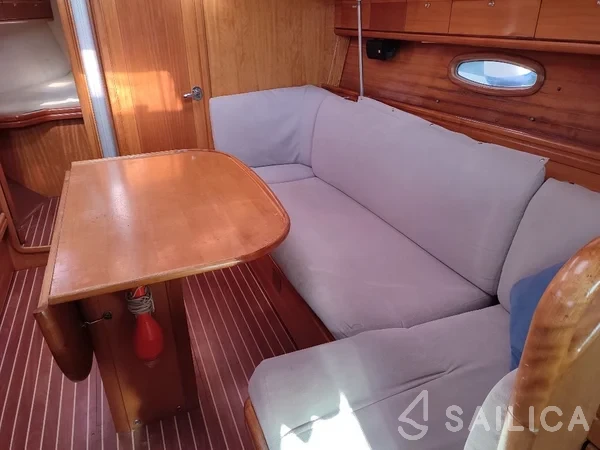 Bavaria 37 Cruiser - Yacht Charter Sailica