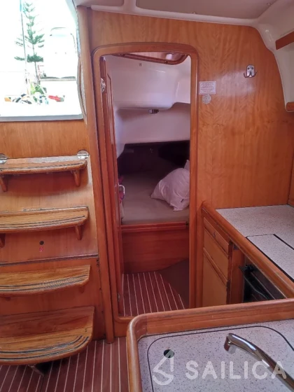 Bavaria 37 Cruiser - Yacht Charter Sailica