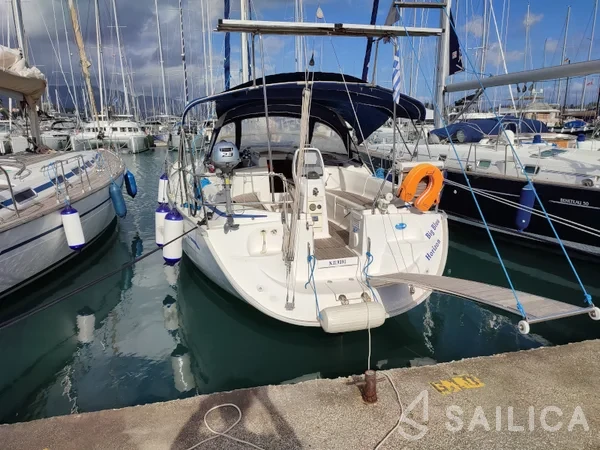Bavaria 37 Cruiser - Yacht Charter Sailica