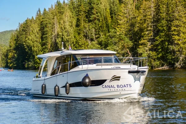 Greenline 39 - Yacht Charter Sailica