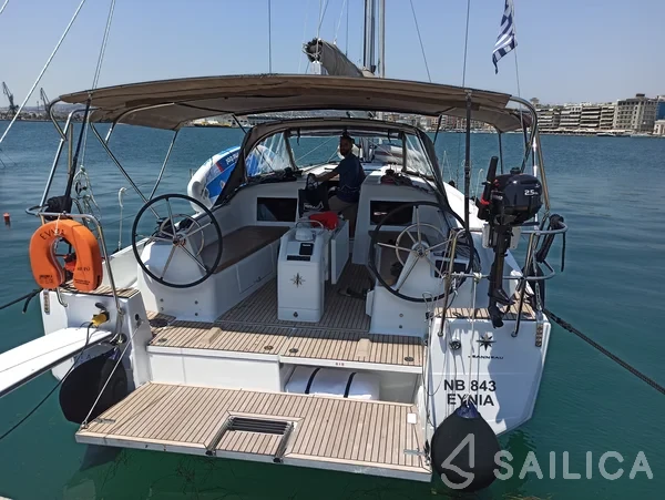 Sun Odyssey 410 - Yacht Charter Sailica