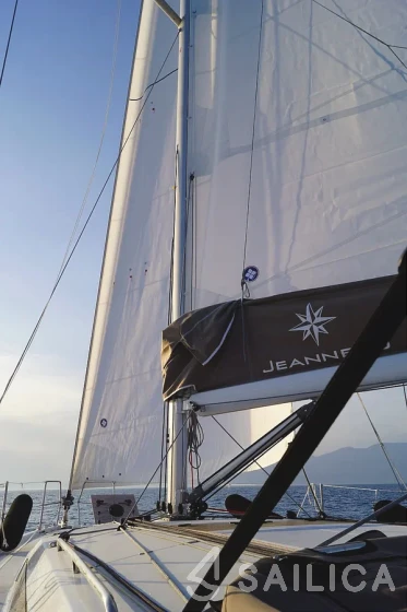 Sun Odyssey 410 - Yacht Charter Sailica